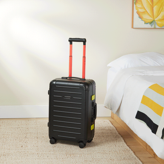 Solgaard Carry-On Closet Suitcase 4.0